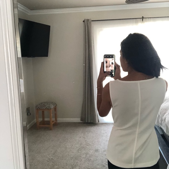 Ann Taylor white bow blouse - Picture 5 of 6